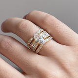 Veronika – Sada prstenů s diamanty a zlatými akcenty.