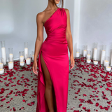 Teodora – Maxi Šaty s Klasickou a Elegantní Přítomností