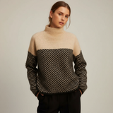 Petra | Elegantní dámský rolák se vzorovaným designem