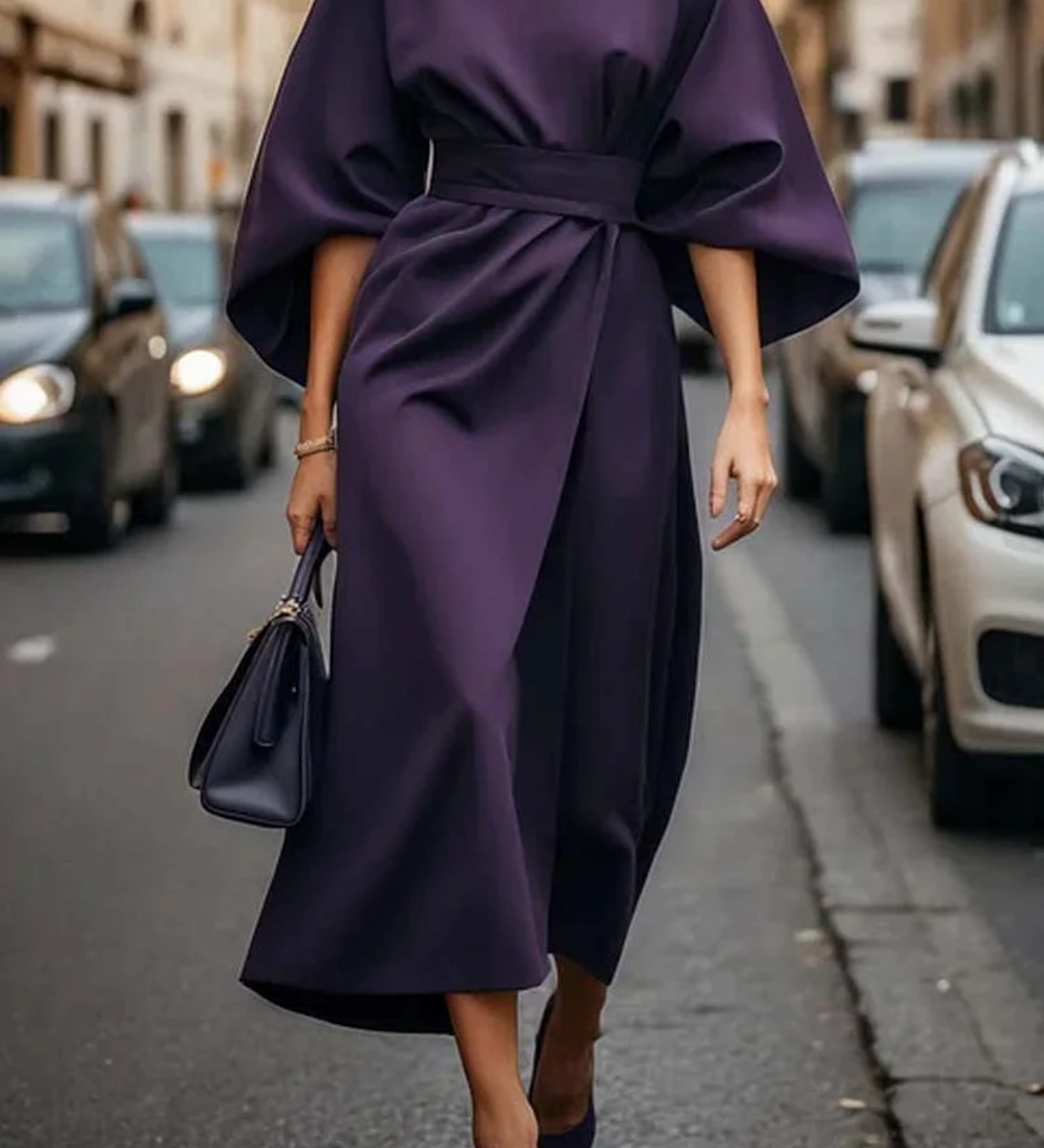Salomea – Elegantní Šaty s Klasickým Střihem